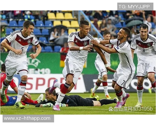 法尔克透露格雷罗赛季末离队拜仁将引进费耶诺德右后卫雷德